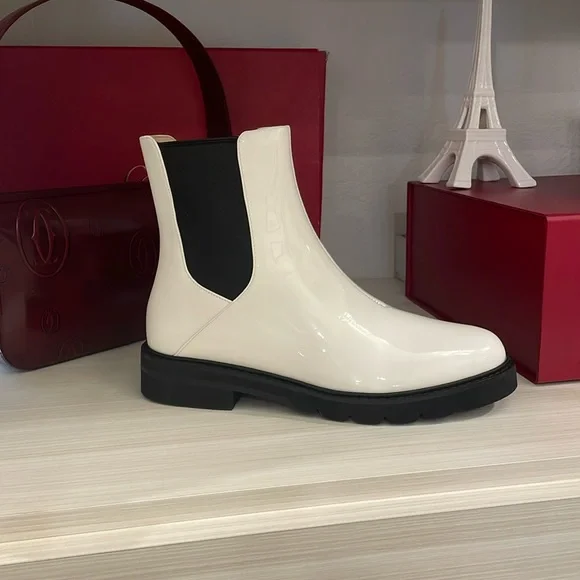 Stuart Weitzman Dylan Chelsea Boot White Patent Leather Size 7 NWT